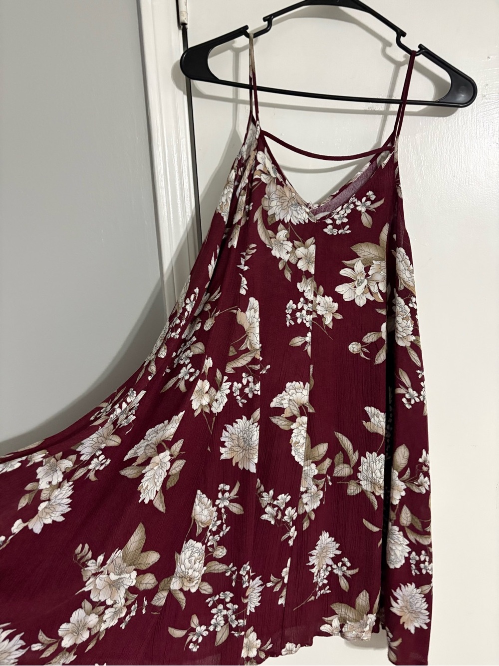 Lush Women’s Burgundy Size M Floral Spaghetti-Strap Mini Dress
